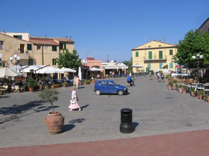 Piazza in Capoliveri auf Elba